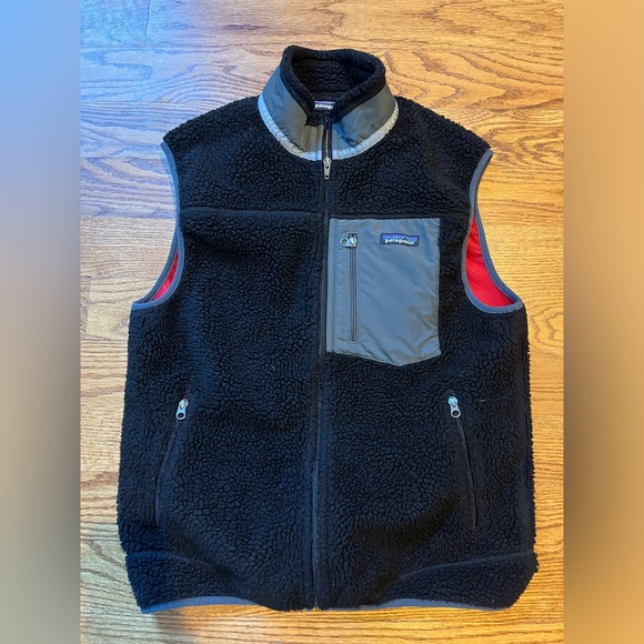 EUC Men's PATAGONIA RETRO-X FLEECE VEST black size Medium M - Picture 1 of 7